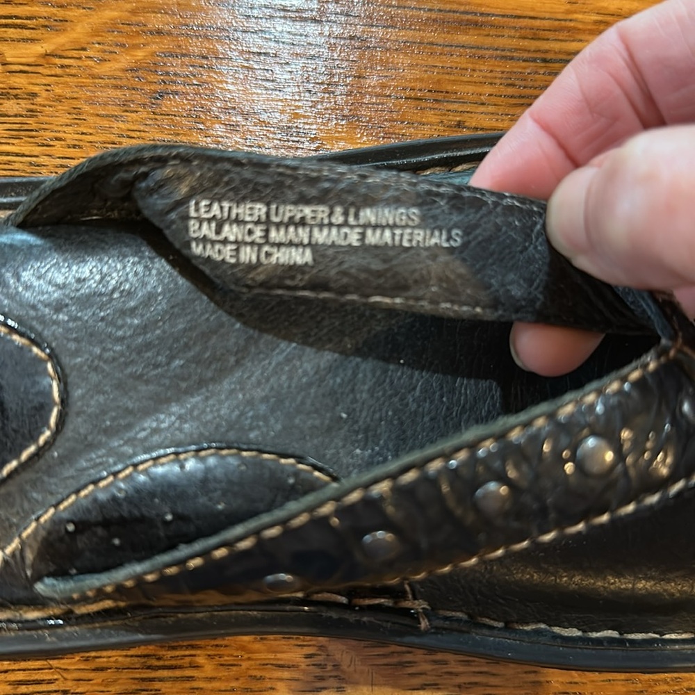 Born Black Leather Sandals - Picture 6 of 7
